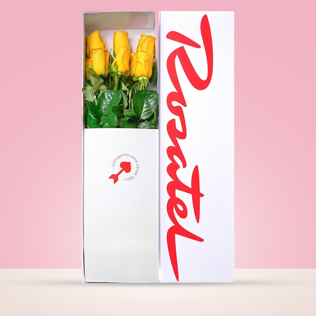 Caja blanca Rosatel con 12 rosas amarillas