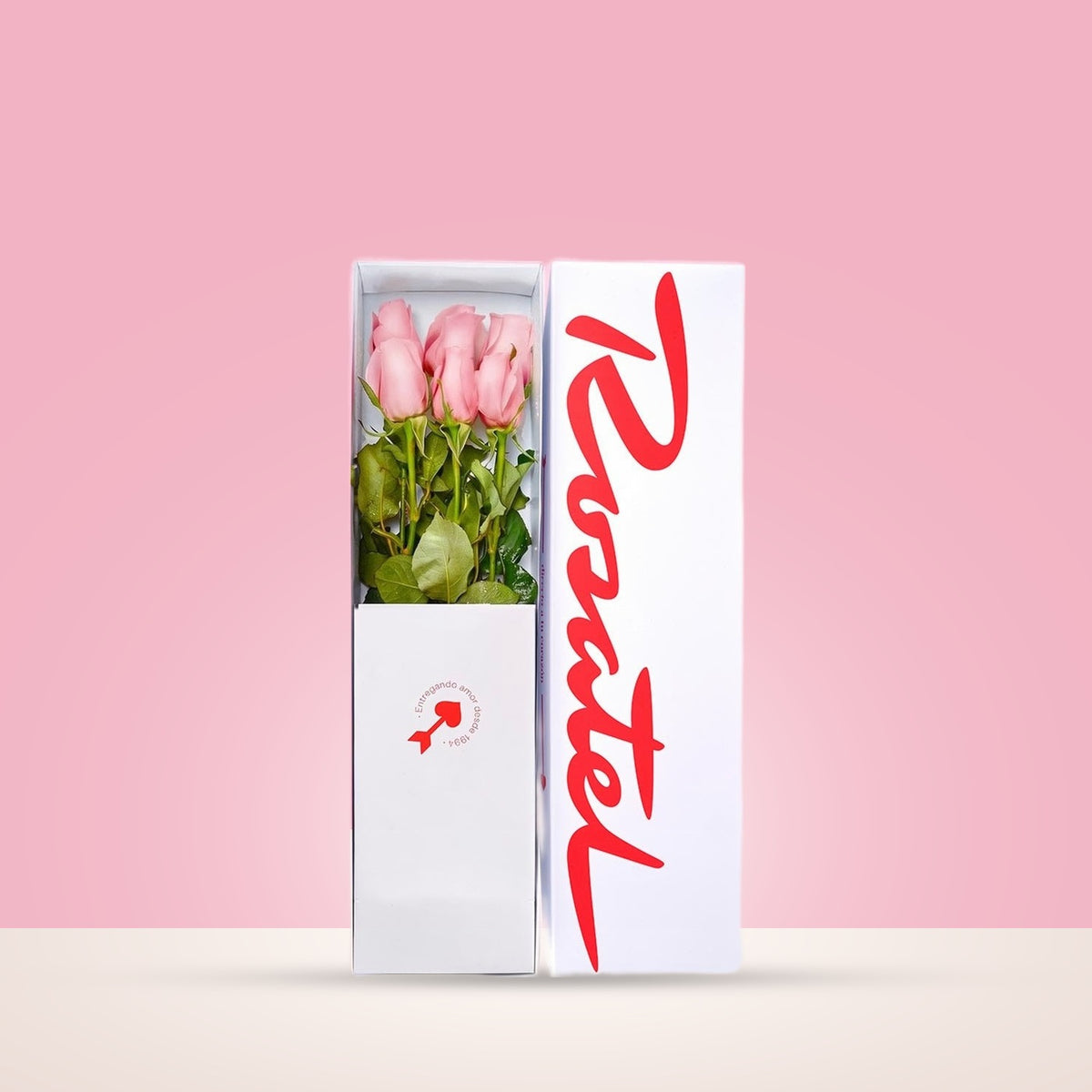 Caja Blanca con 6 Rosas Rosadas