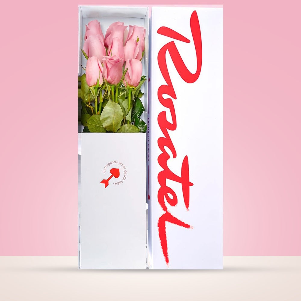 Caja Blanca con 9 Rosas Rosadas