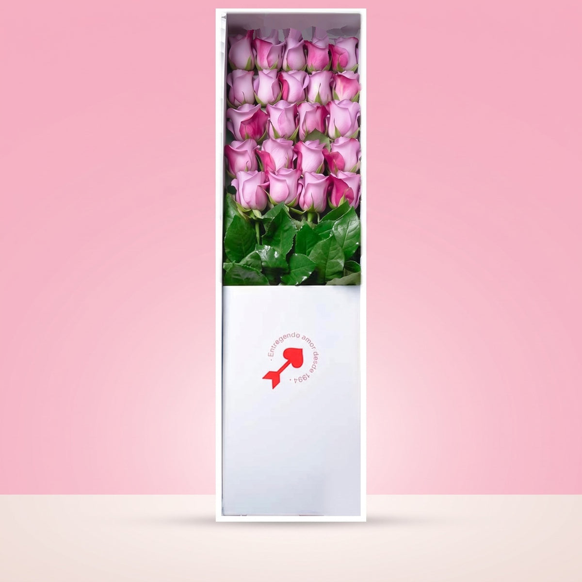 Caja Blanca con 24 Rosas Lila