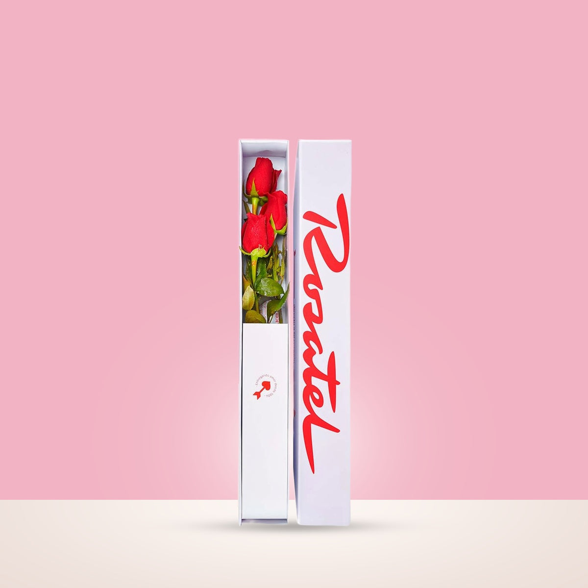 Caja Blanca Pequeña con 3 Rosas Roja