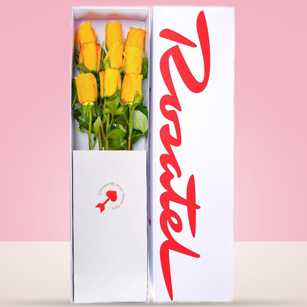 Caja Blanca con 9 Rosas Amarillas