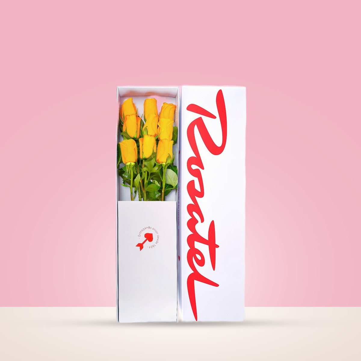 Caja Blanca con 9 Rosas Amarillas