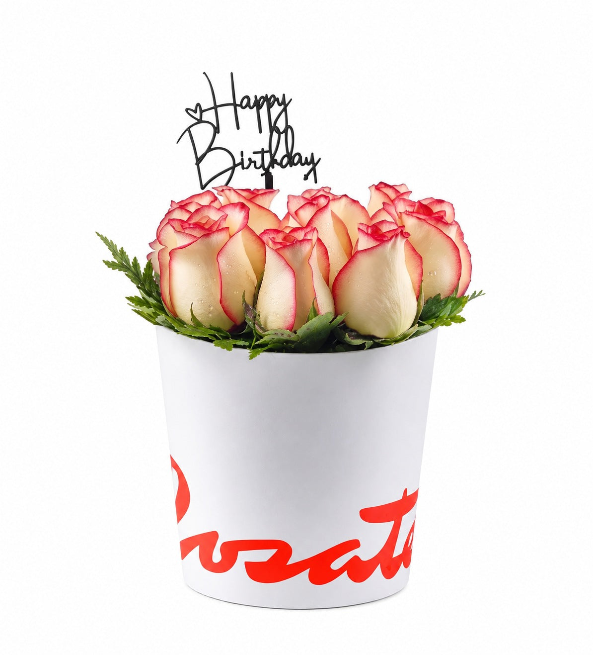 Sombrerera blanca mediana con 12 rosas y topper Happy Anniversary, rosas blush (crema con borde rojo)