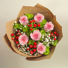 Ramo con 6 rosas y flores variadas, rosas rosadas