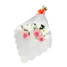 Ramo con 4 rosas y maules, rosas rosadas