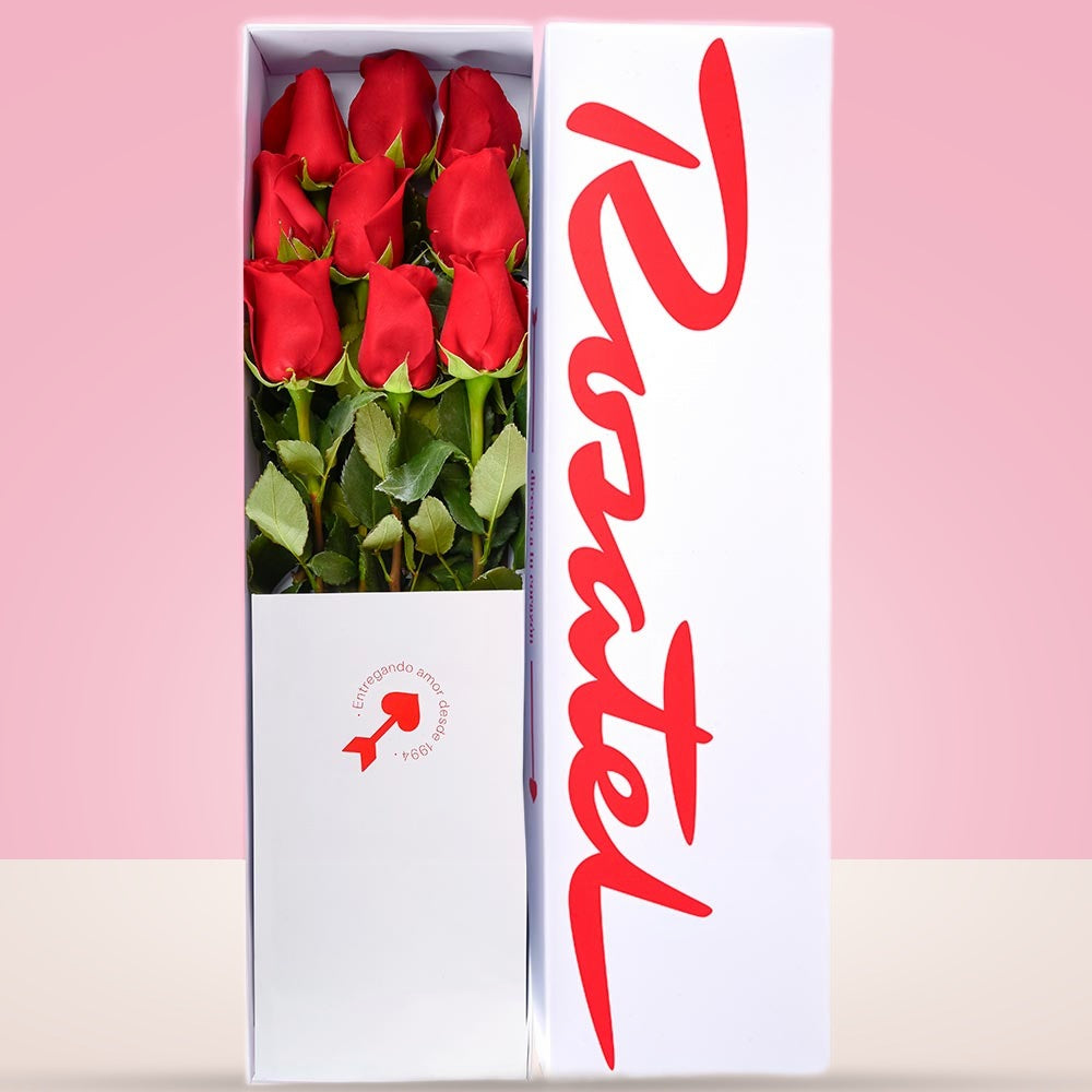Caja Blanca con 9 Rosas Rojas