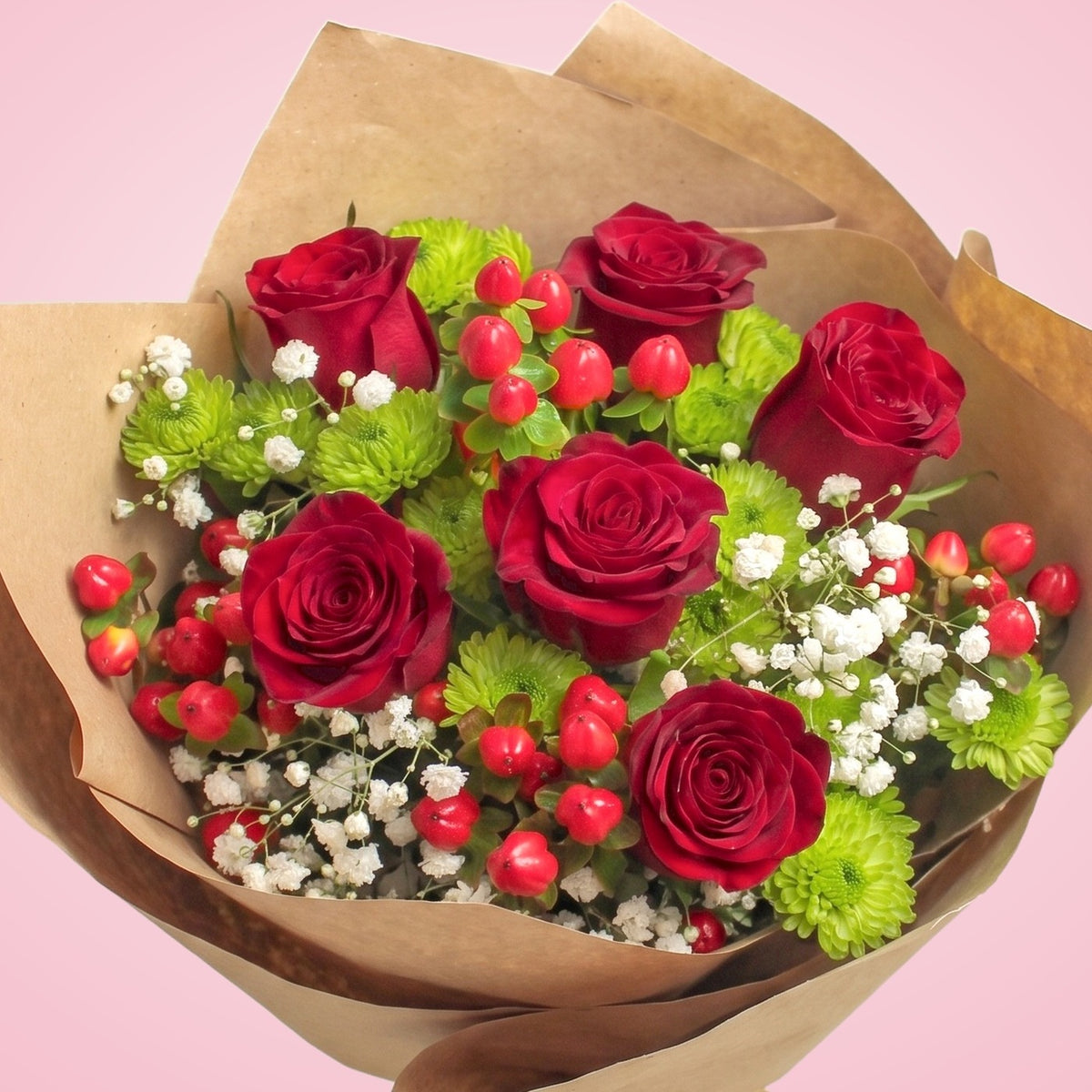 Ramo con 6 rosas y flores variadas, detalle de las flores