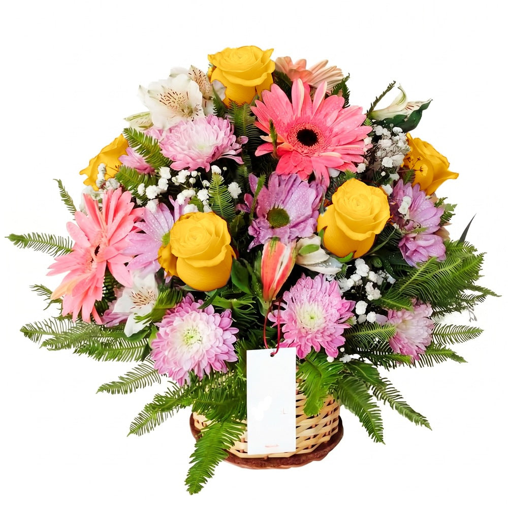 Canasta con 6 rosas, gerberas y flores, rosas amarillas