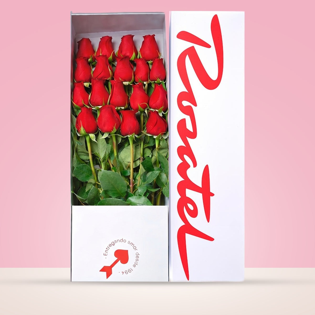 Caja blanca Rosatel con 18 rosas rojas