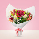 Ramo con 6 rosas blancas y liliums
