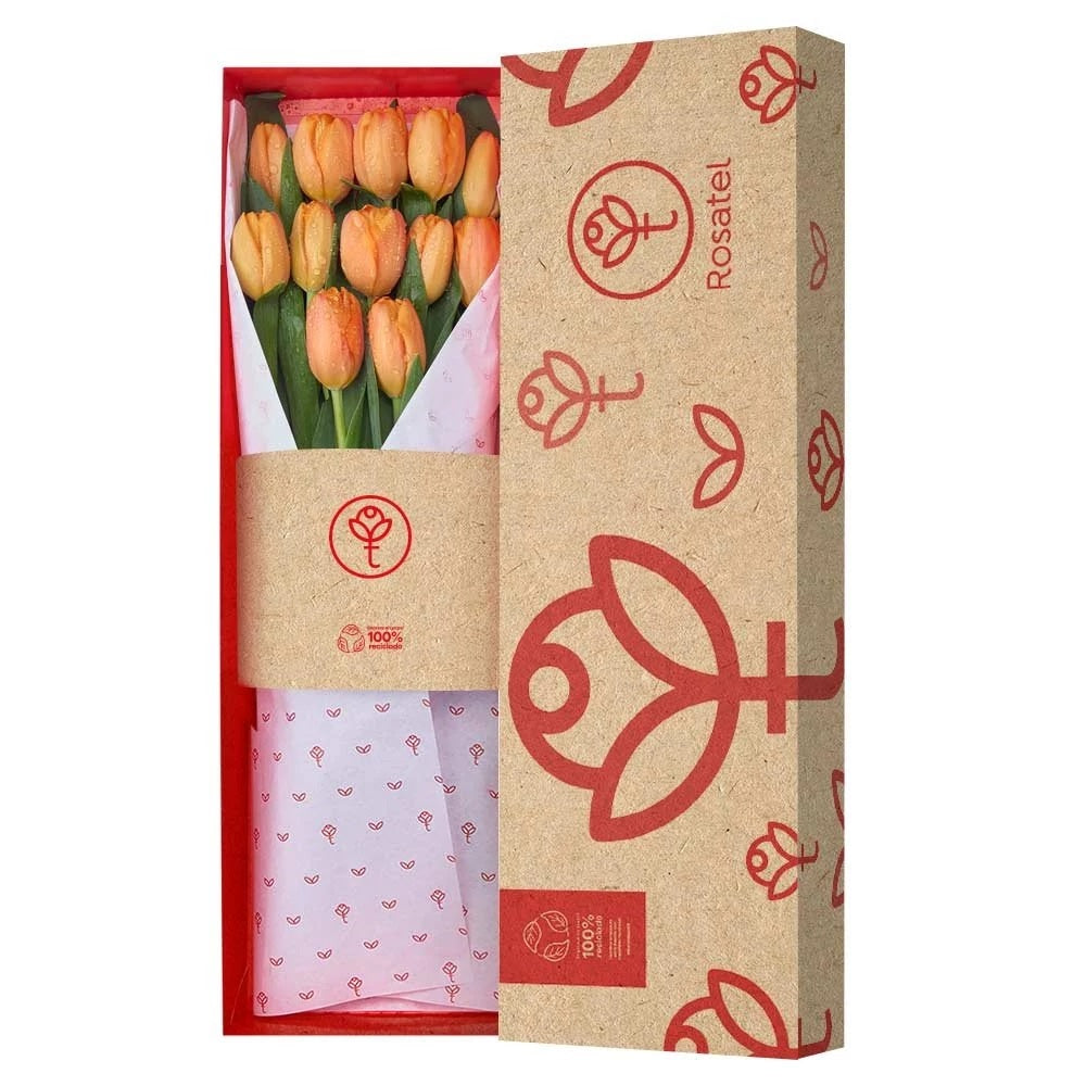 Caja natural con 12 tulipanes naranja