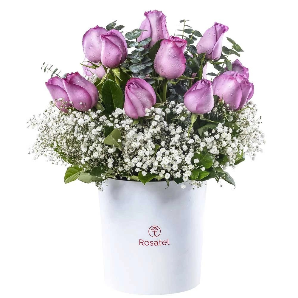 Sombrerera blanca grande 15 rosas lilas y gypsofilia