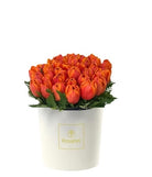 Sombrerera crema mediana 30 tulipanes